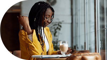 woman-at-desk