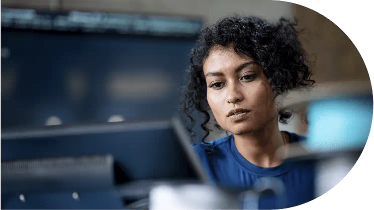 woman-at-computer