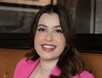 Fernanda_Sa_Headshot
