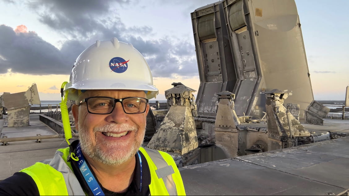 Shawn-Quinn-wearing-NASA-helmet
