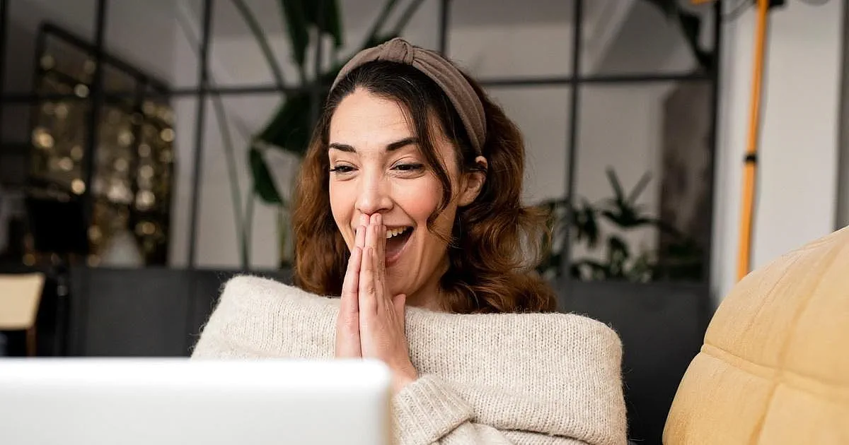 woman-looking-excited