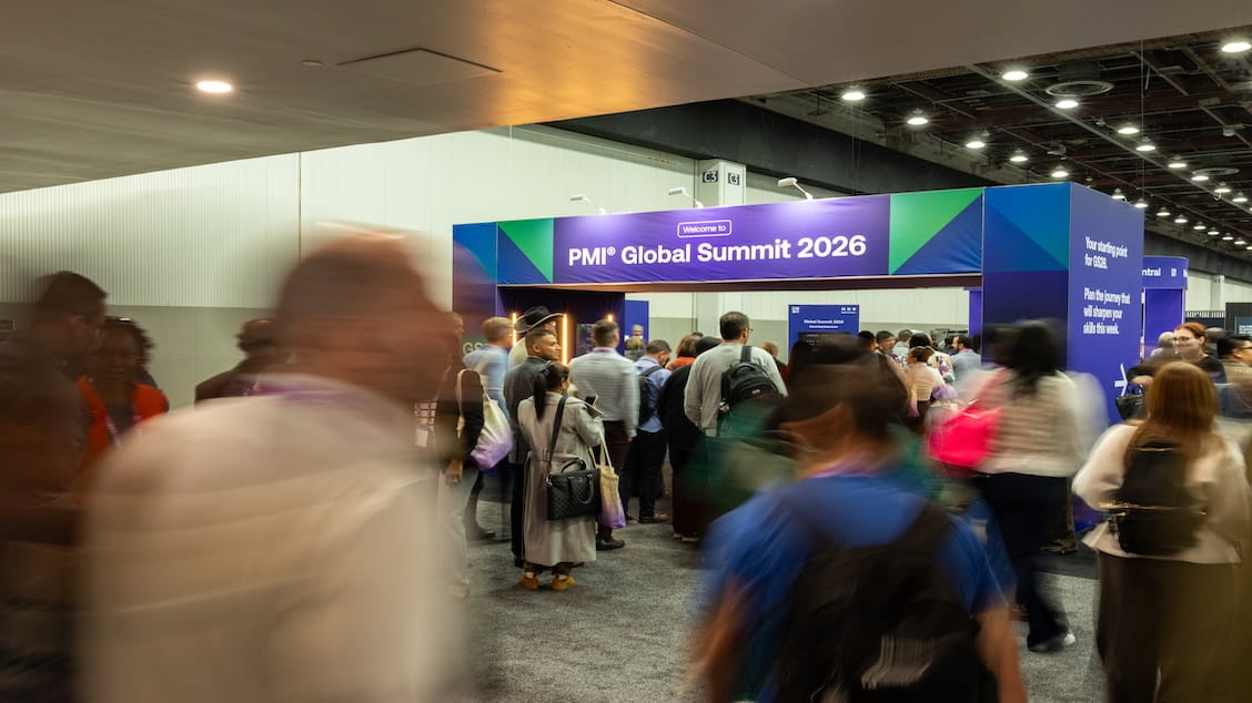 people-walking-around-at-pmi-global-summit-2026
