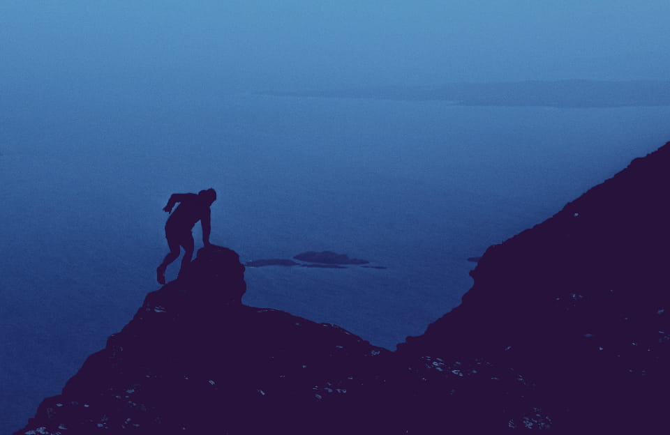mountain-with-ocean-in-background