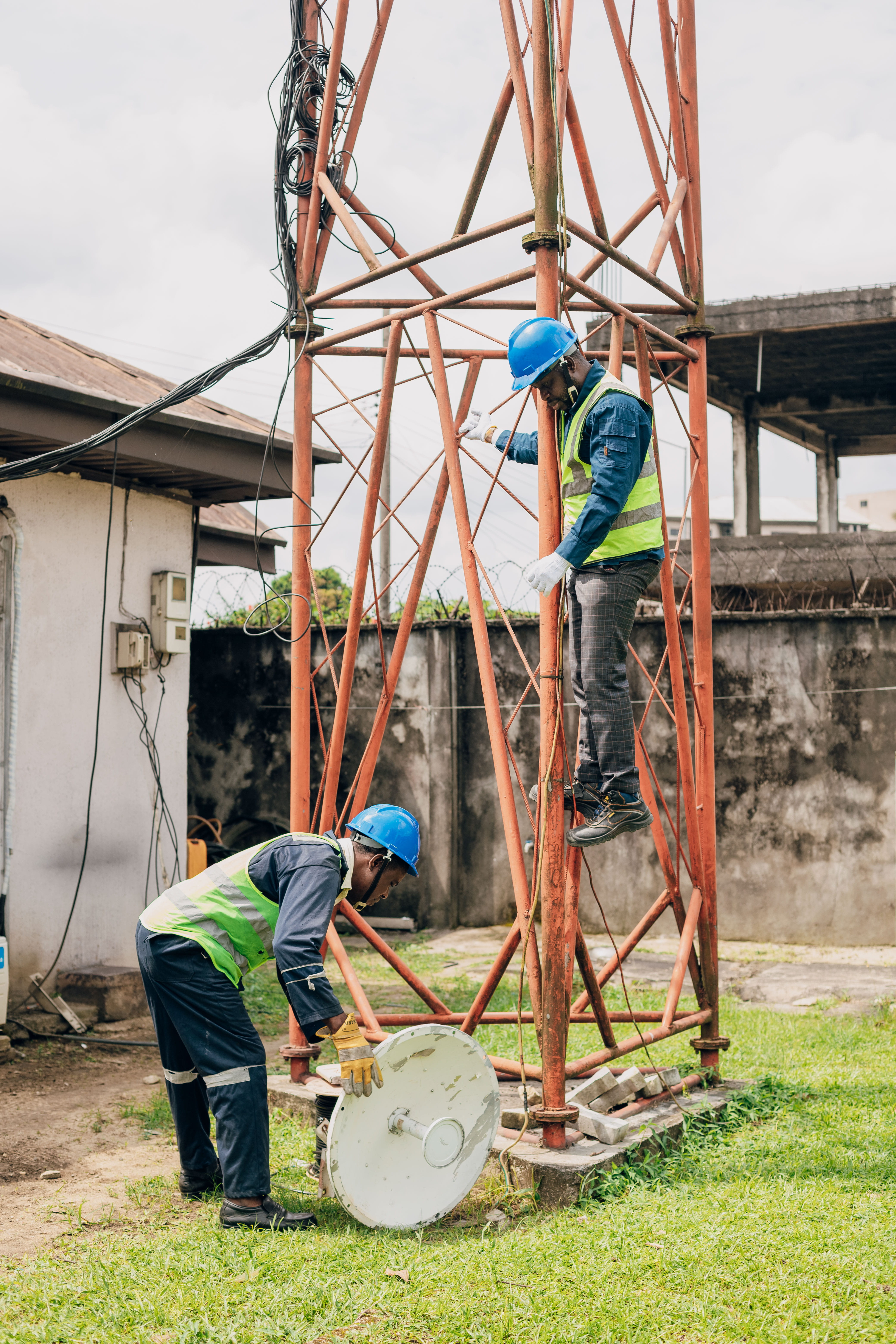 Bringing-Broadband-nigeria-3